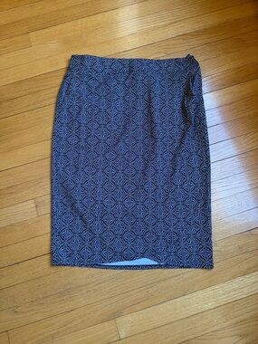 Ripskirt Hawaii Black and White Geometric Pencil Skirt